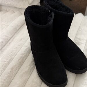 Cat & Jack Black Kids Snow Boots